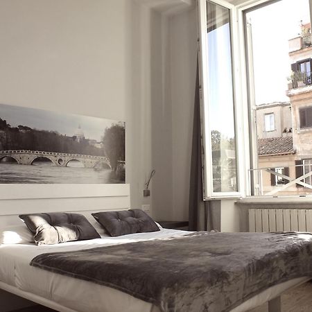 Finestra Su Trastevere - Guest House Roma Ngoại thất bức ảnh